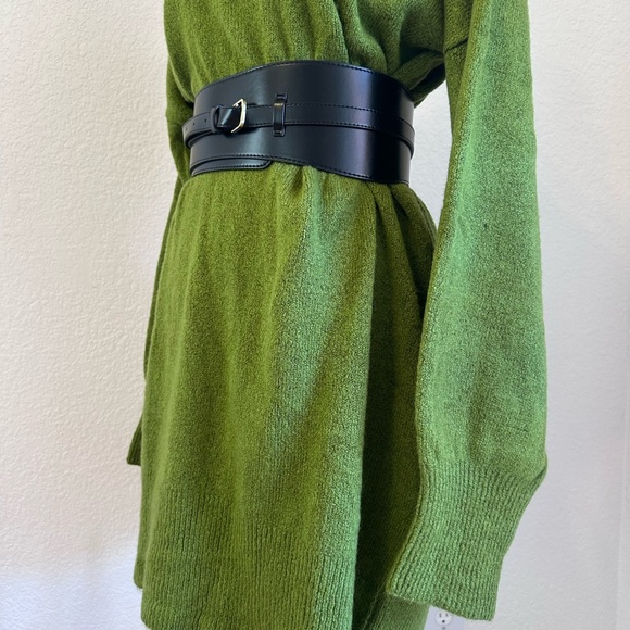 Oversized large sweater dress in light green tone SUPER COZY NEW/NEVER WORN⚡️ - Picture 7 of 10